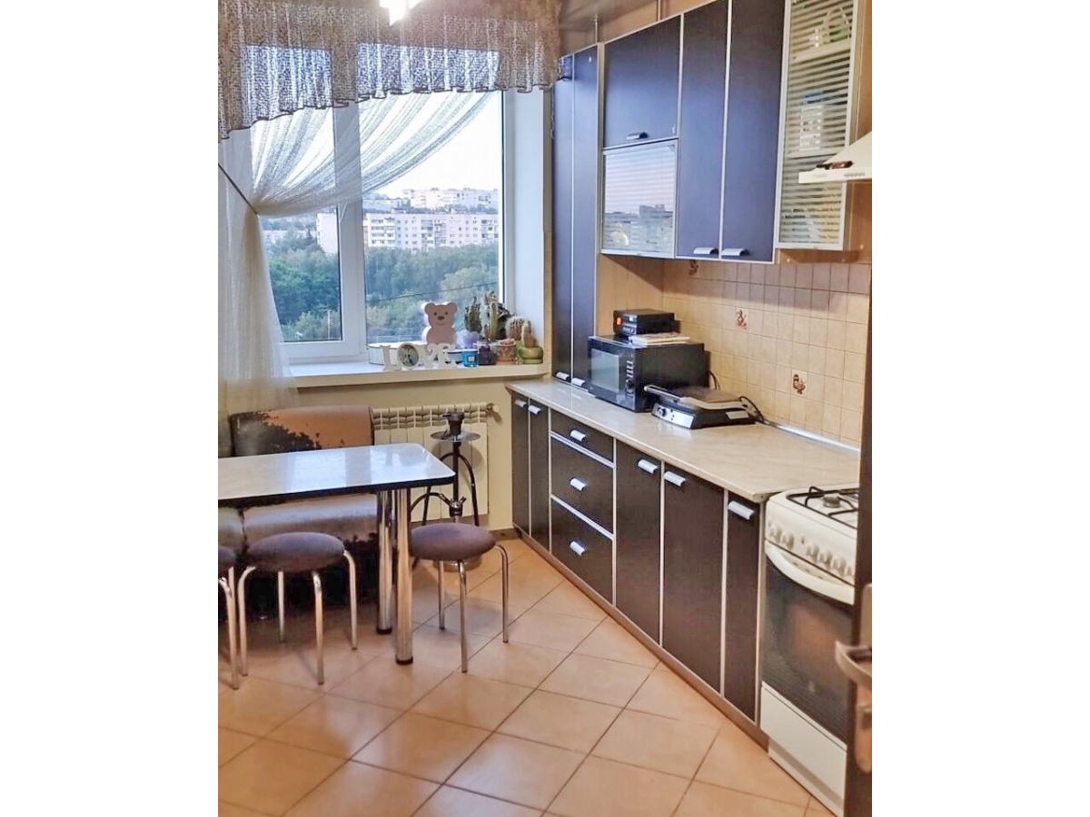 2-кім. квартира, Тернопіль, Канада, вул. Коновальця