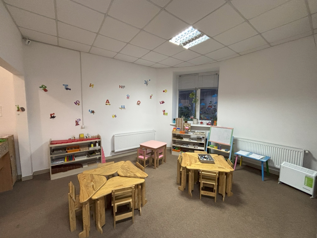 комерційне приміщення, Тернопіль, Бам, вул. Злуки