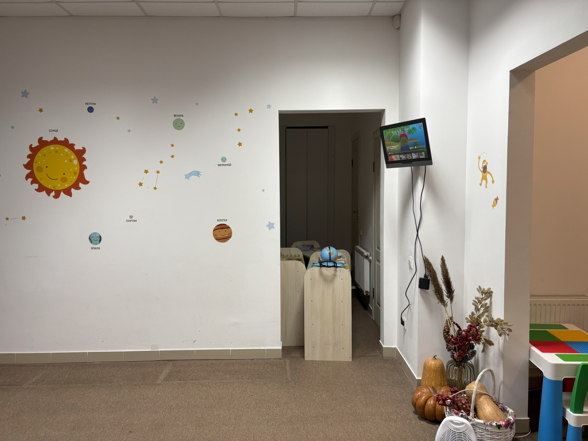 комерційне приміщення, Тернопіль, Бам, вул. Злуки