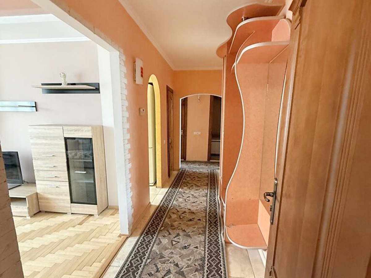 3-кім. квартира, Тернопіль, Канада, вул. Чубинського