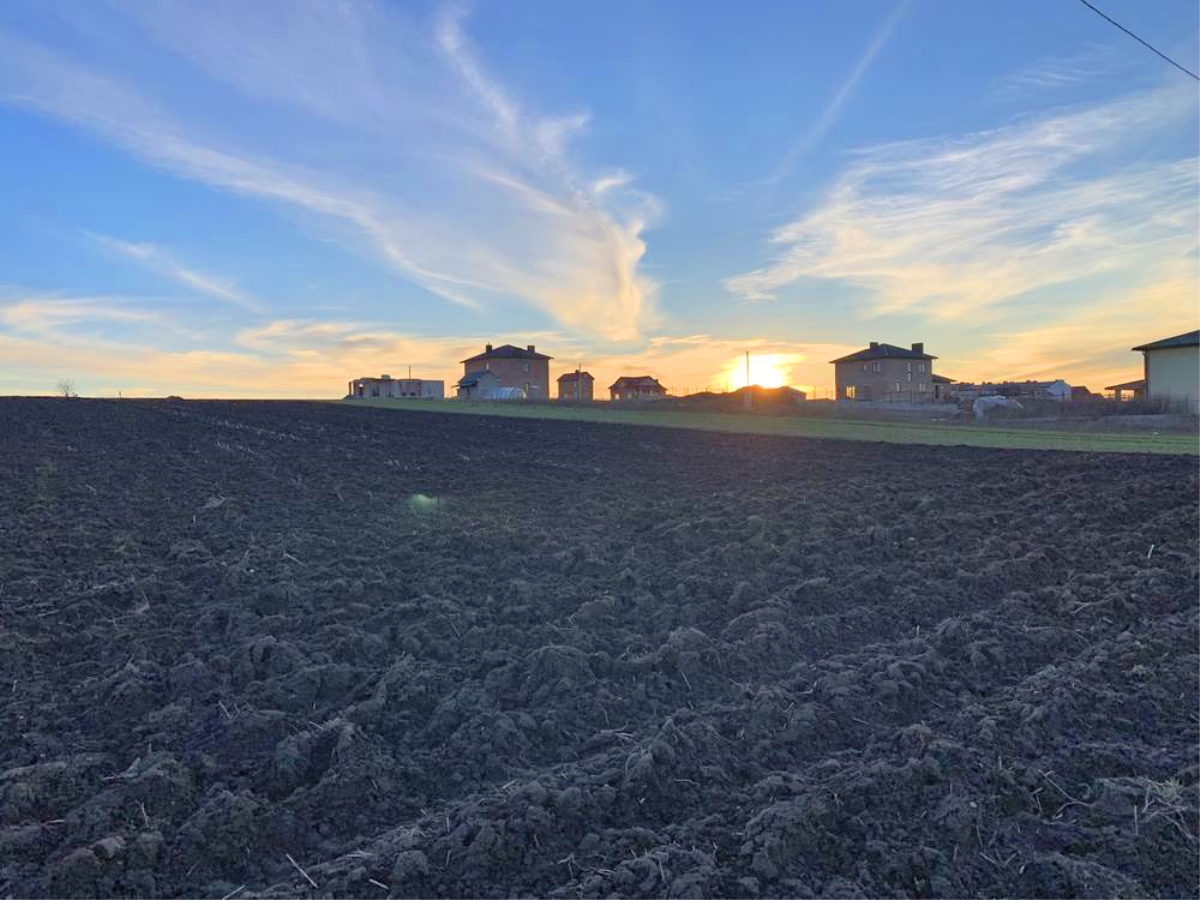 ділянка під забудову, Байківці