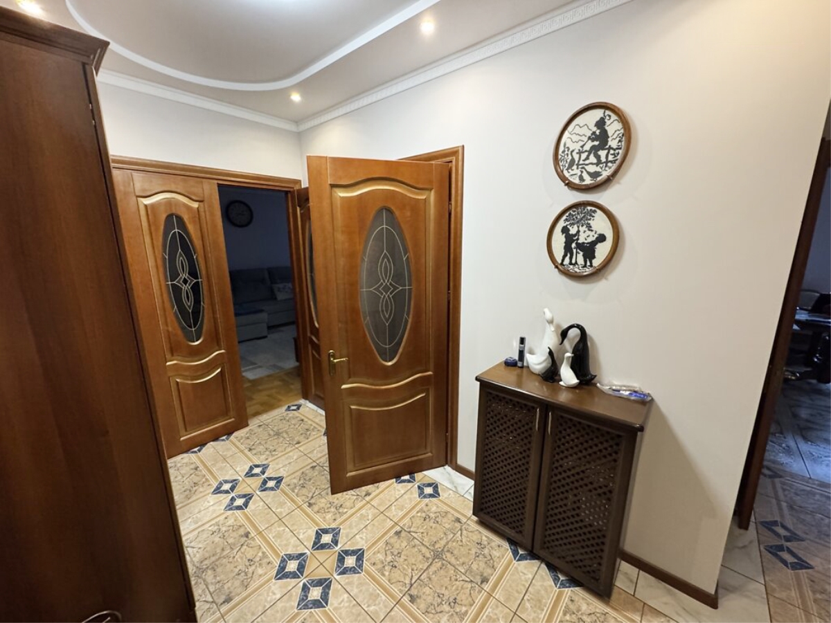 2-кім. квартира, Тернопіль, Новий світ, вул. Гнатюка