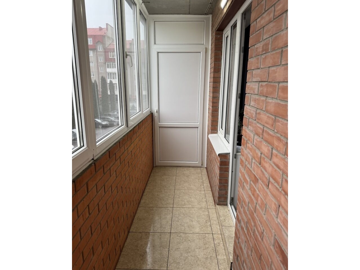 2-кім. квартира, Тернопіль, Новий світ, вул. Гнатюка