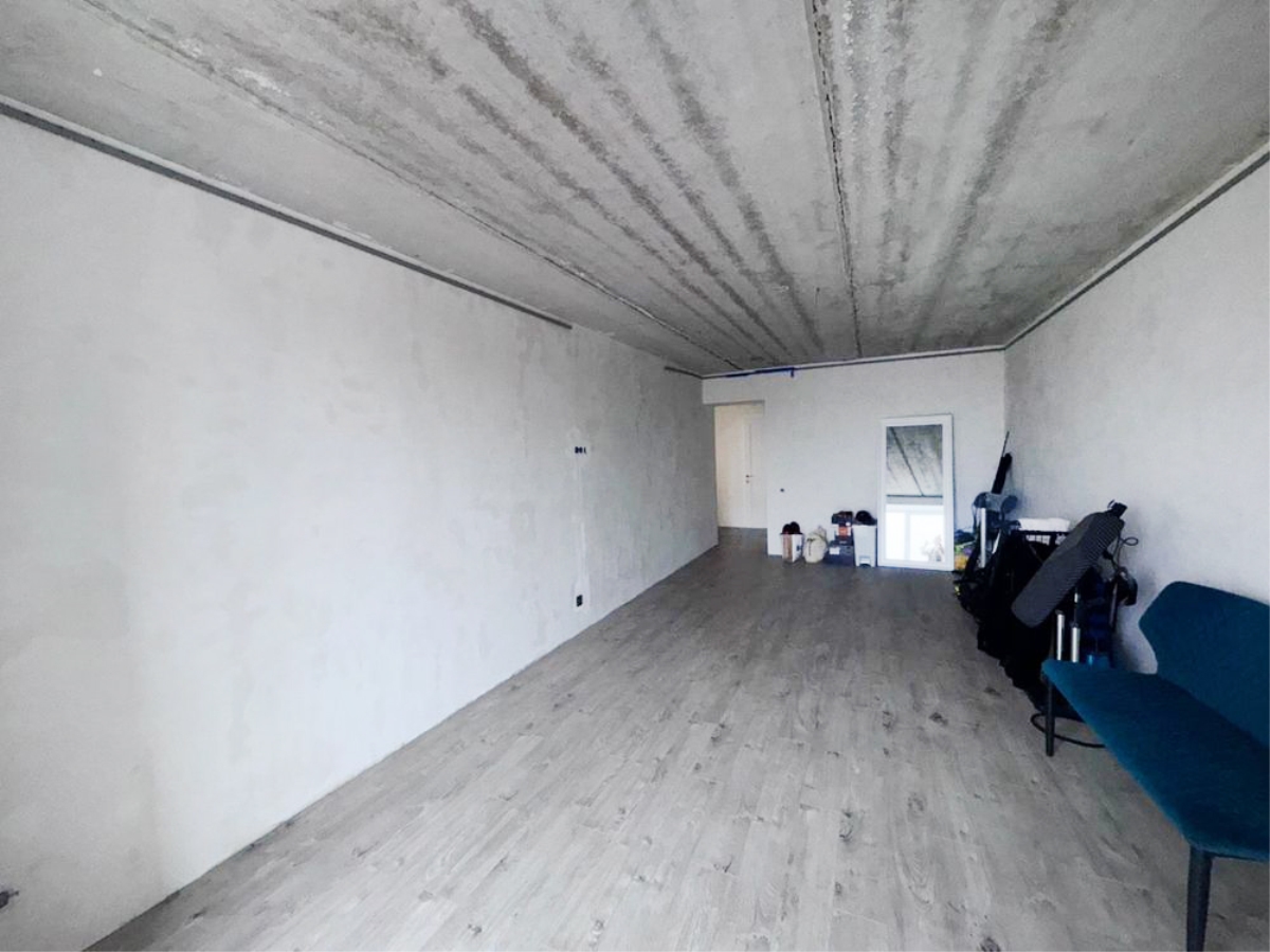 2-кім. квартира, Петриків