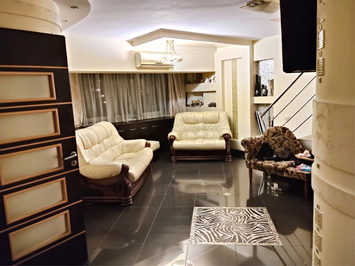 5-кім. квартира, Тернопіль, Старий парк, вул. Квітки Цісик (Ломоносова)