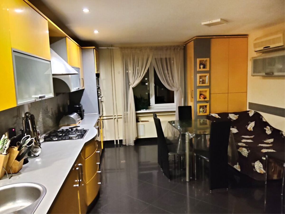 5-кім. квартира, Тернопіль, Старий парк, вул. Квітки Цісик (Ломоносова)