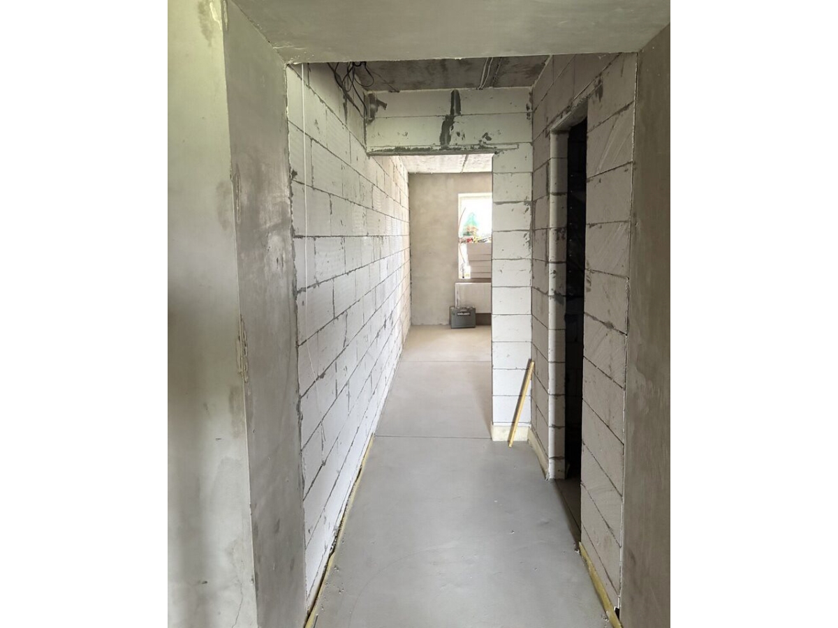 1-кім. квартира, Петриків