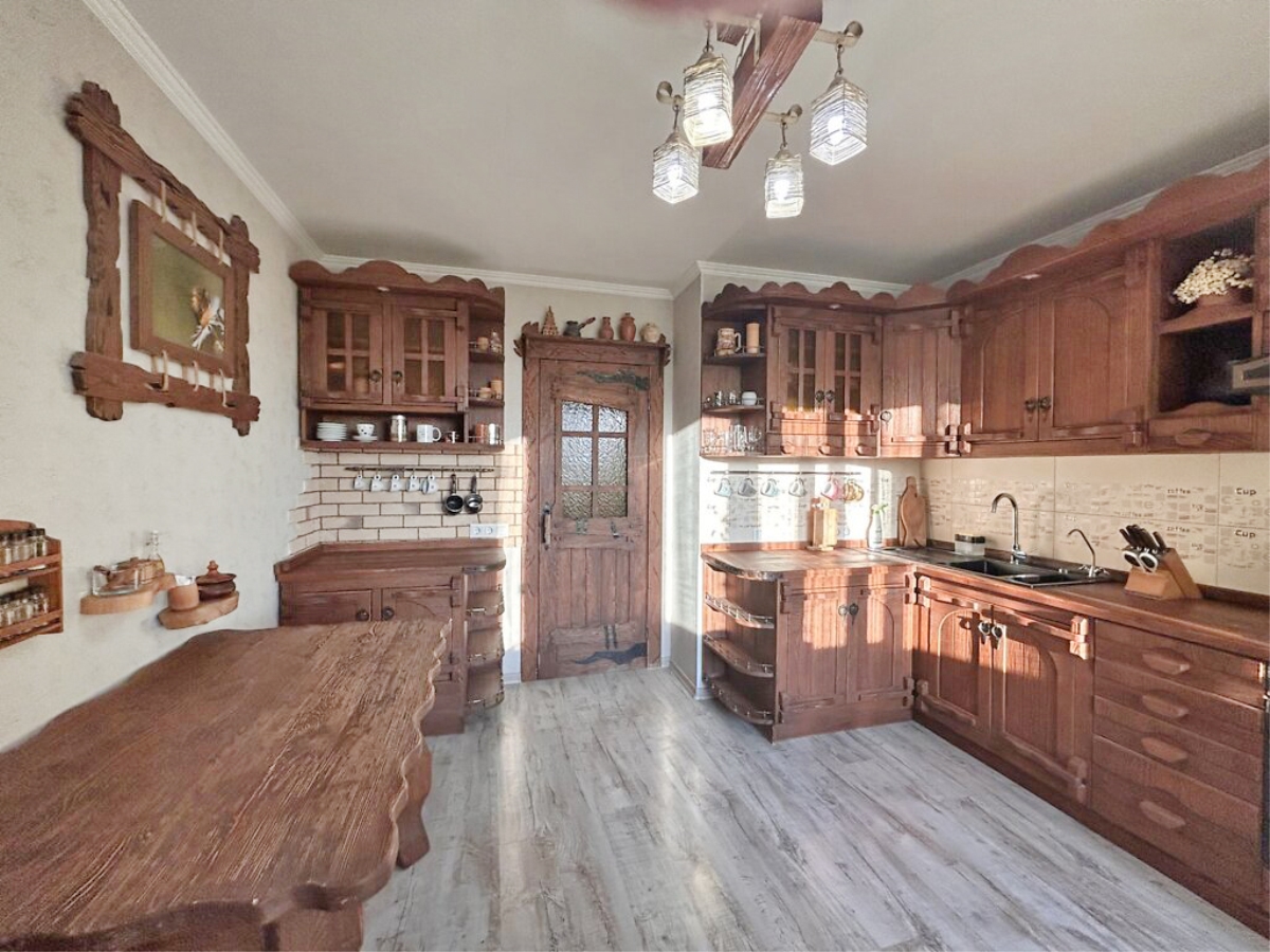 3-кім. квартира, Тернопіль, Канада, вул. Коновальця