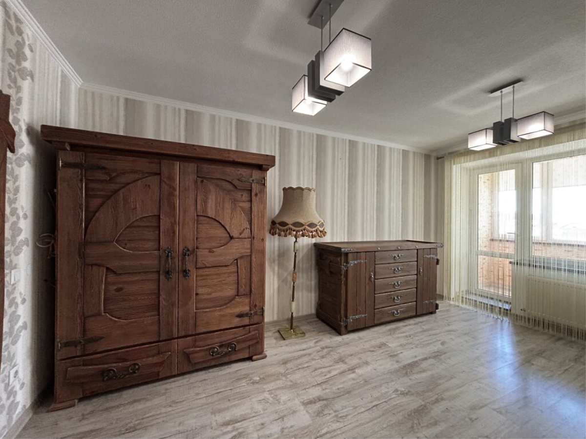 3-кім. квартира, Тернопіль, Канада, вул. Коновальця