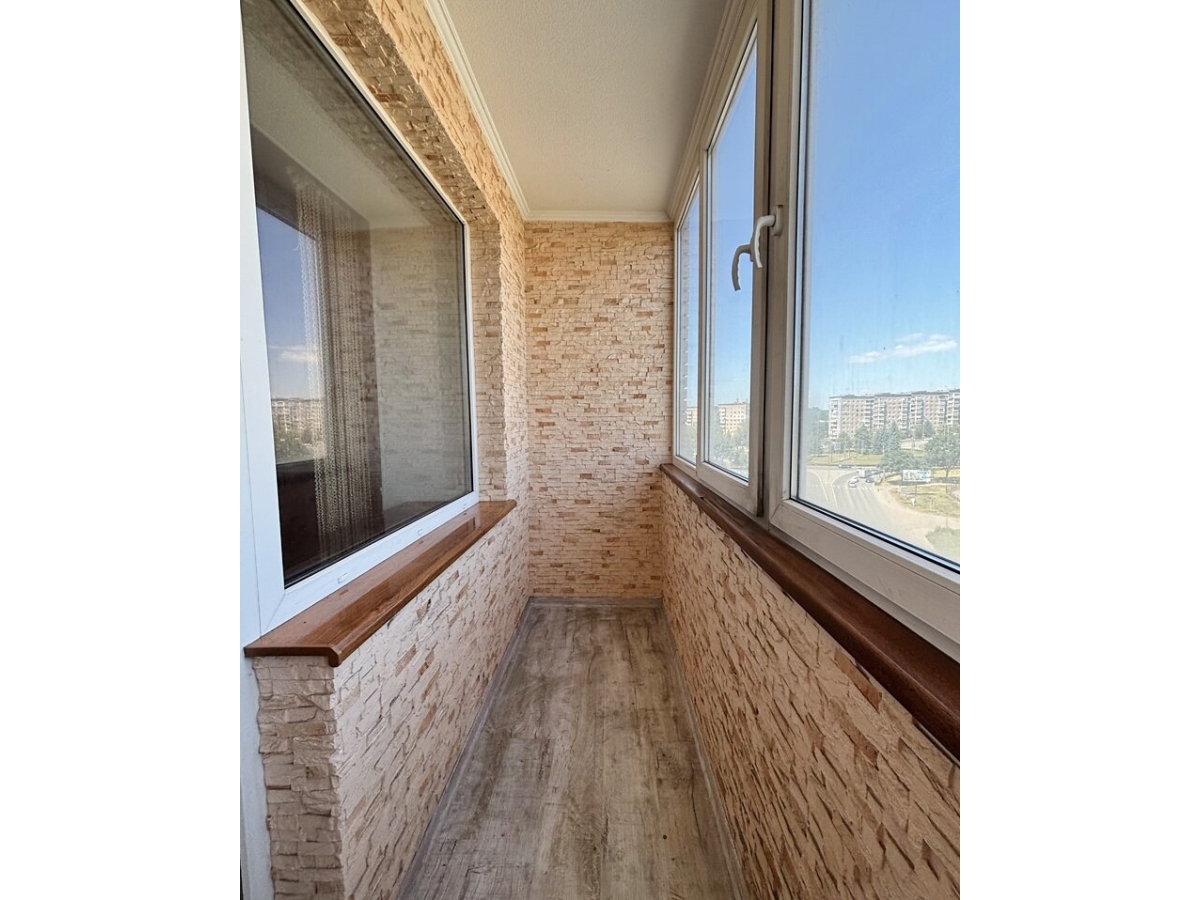 3-кім. квартира, Тернопіль, Канада, вул. Коновальця