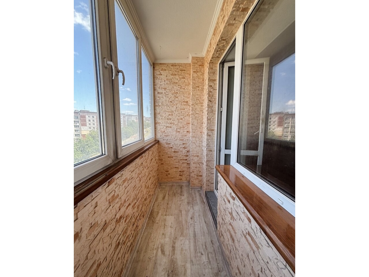 3-кім. квартира, Тернопіль, Канада, вул. Коновальця