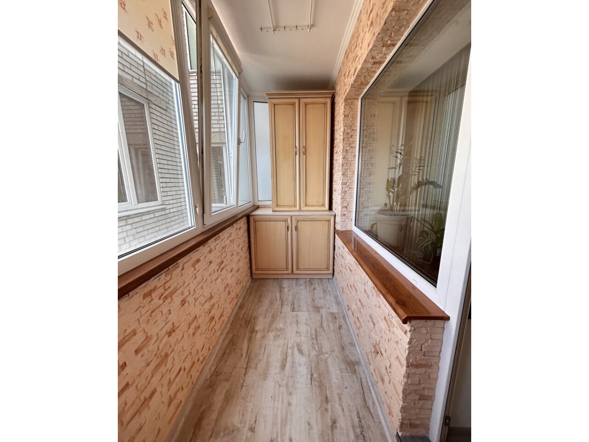 3-кім. квартира, Тернопіль, Канада, вул. Коновальця