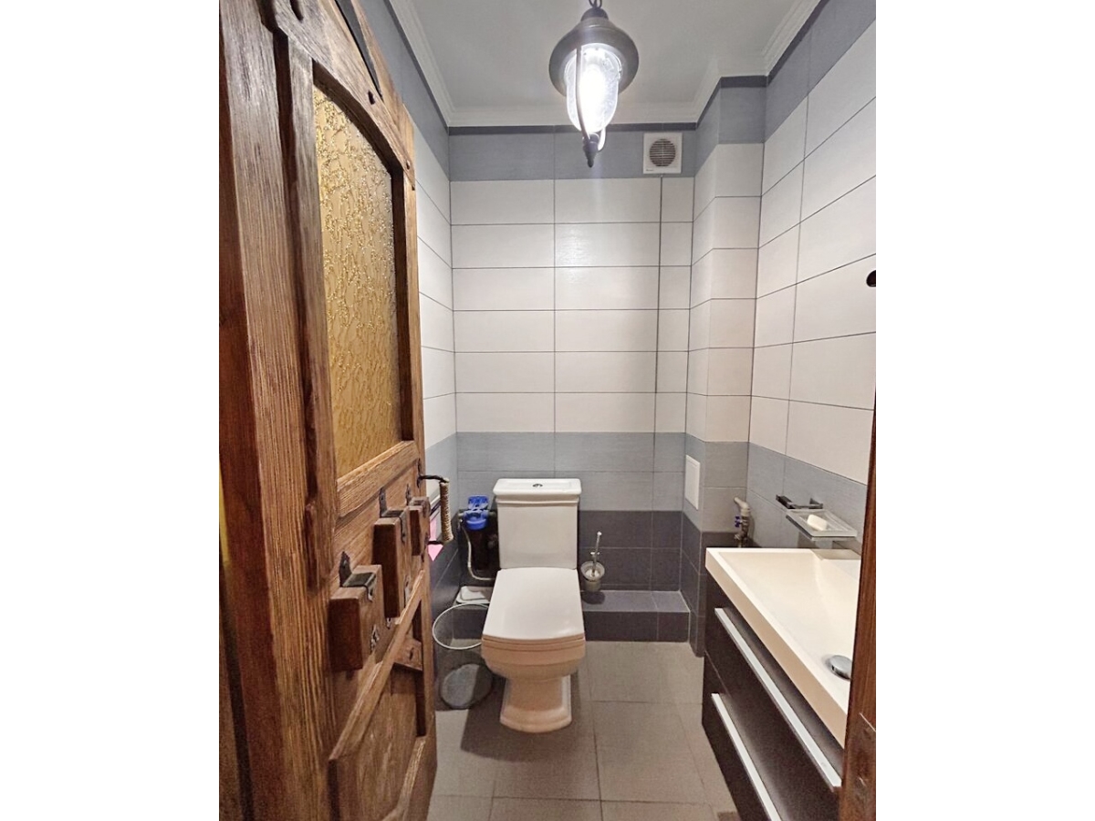 3-кім. квартира, Тернопіль, Канада, вул. Коновальця