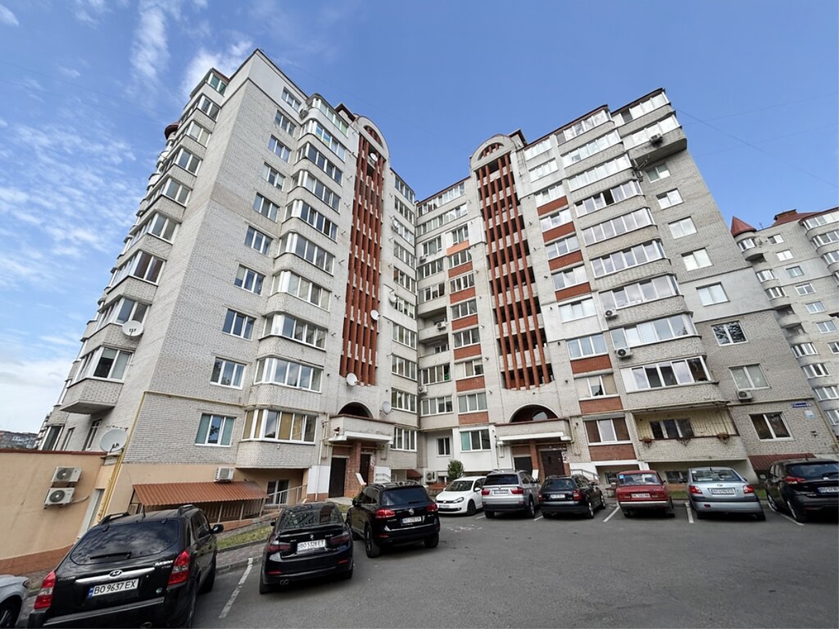 3-кім. квартира, Тернопіль, Канада, вул. Коновальця