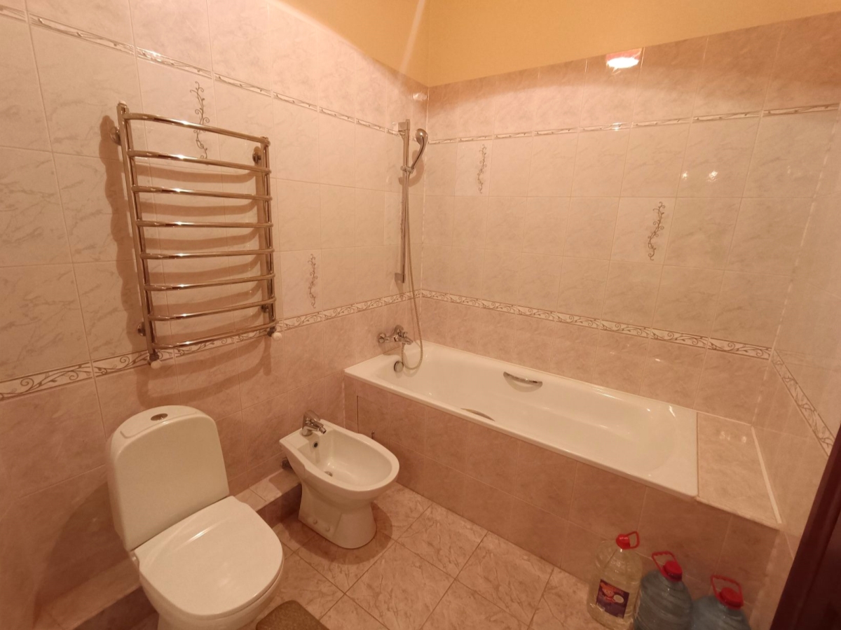 3-кім. квартира, Тернопіль, Дружба, вул. Карпенка