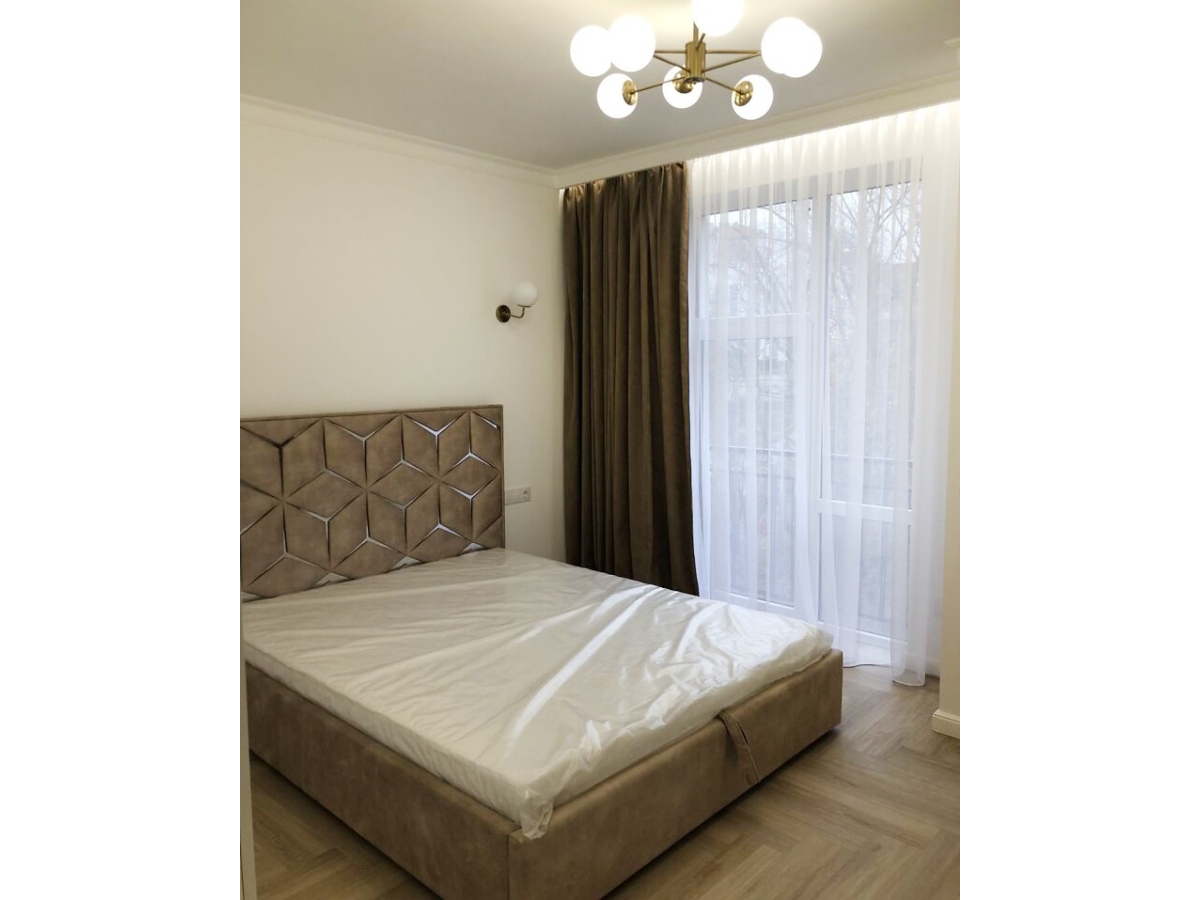 2-кім. квартира, Тернопіль, Центр, вул. Острозького