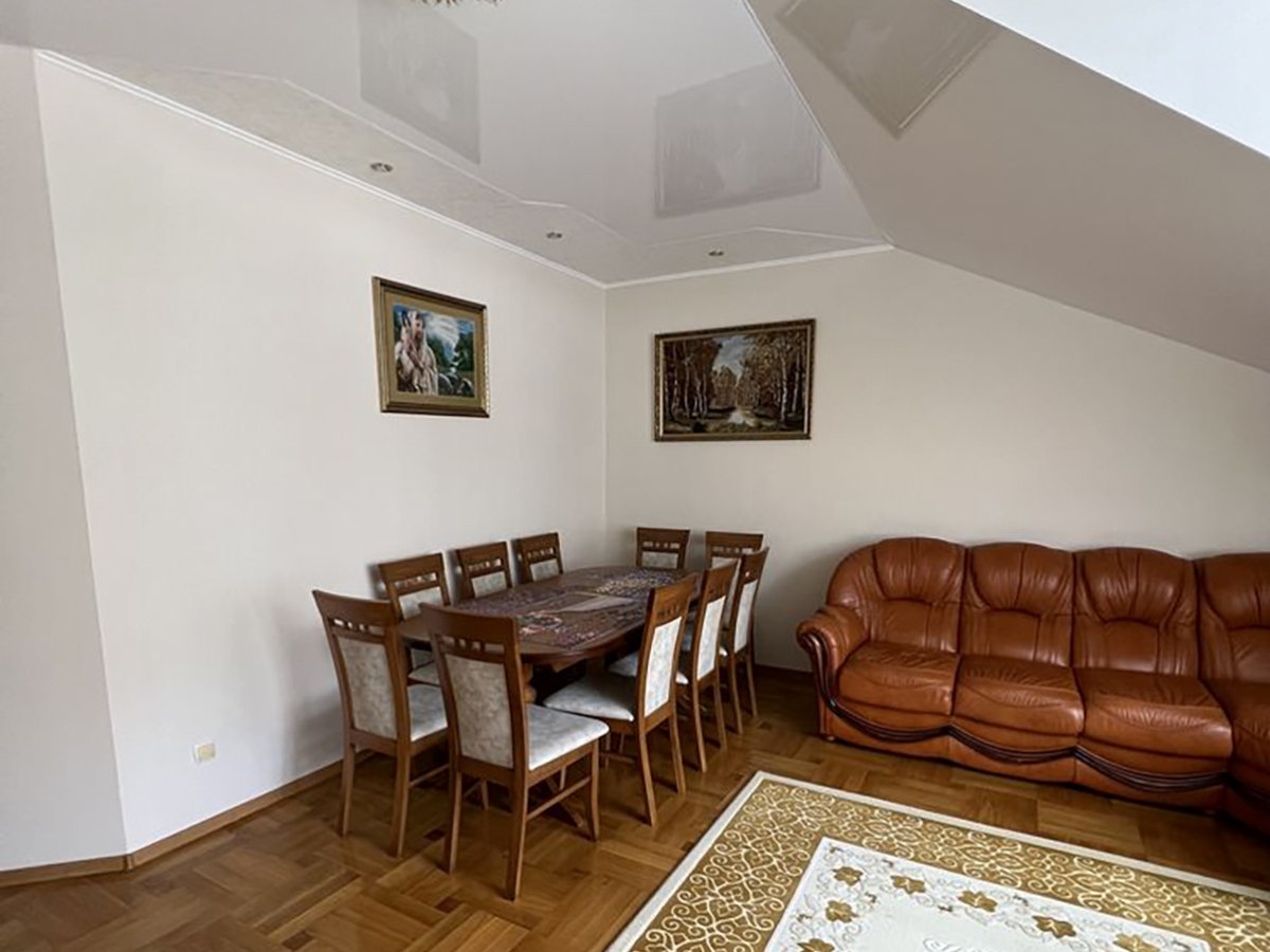 3-кім. квартира, Тернопіль, Канада, вул. Коновальця