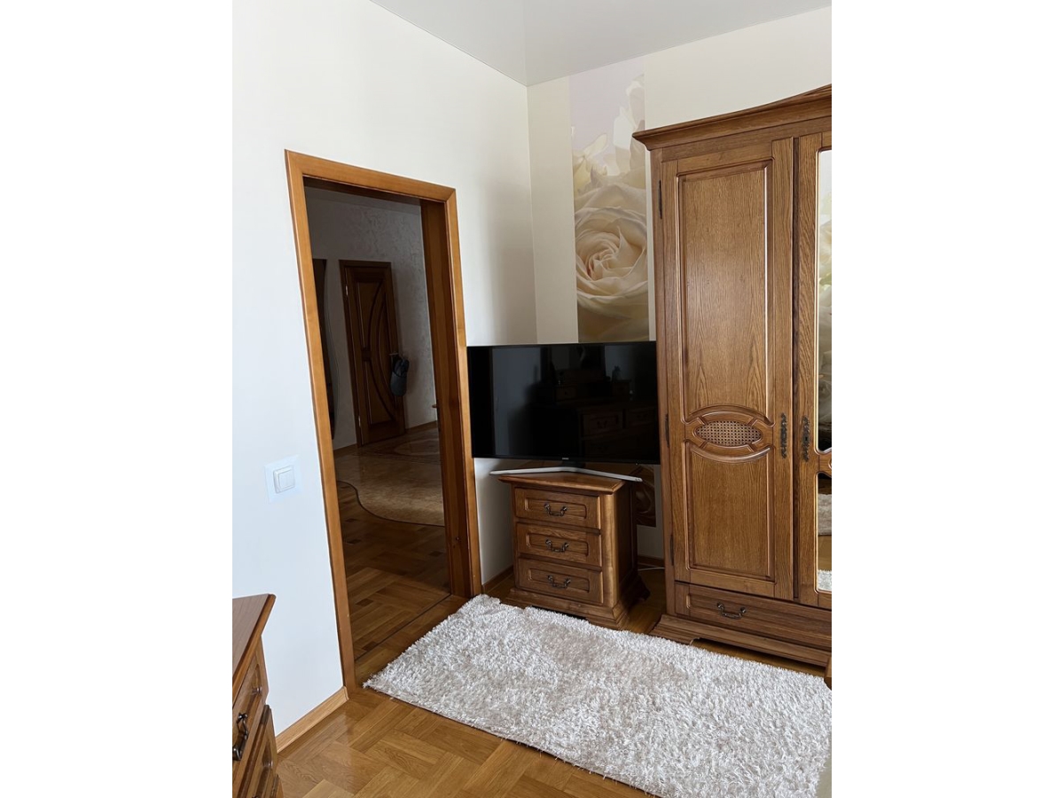 3-кім. квартира, Тернопіль, Канада, вул. Коновальця