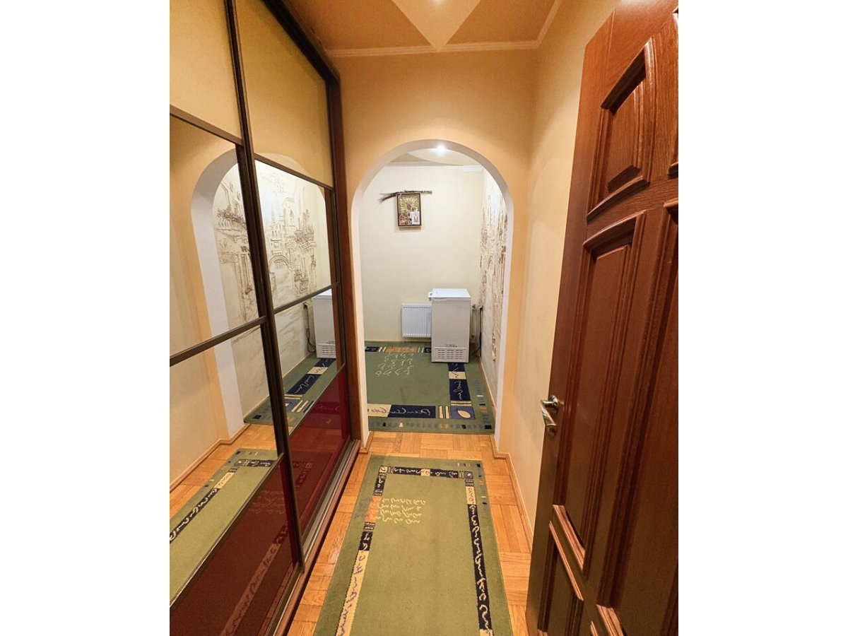 2-кім. квартира, Тернопіль, Кутківці, вул. Бенселя