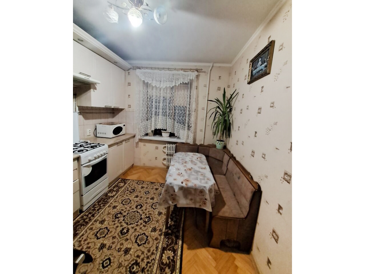 2-кім. квартира, Тернопіль, Бам, вул. Київська