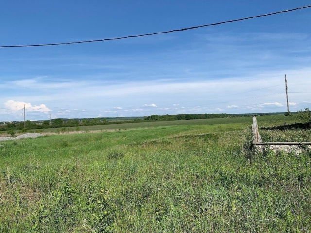 ділянка під забудову, Великі Гаї