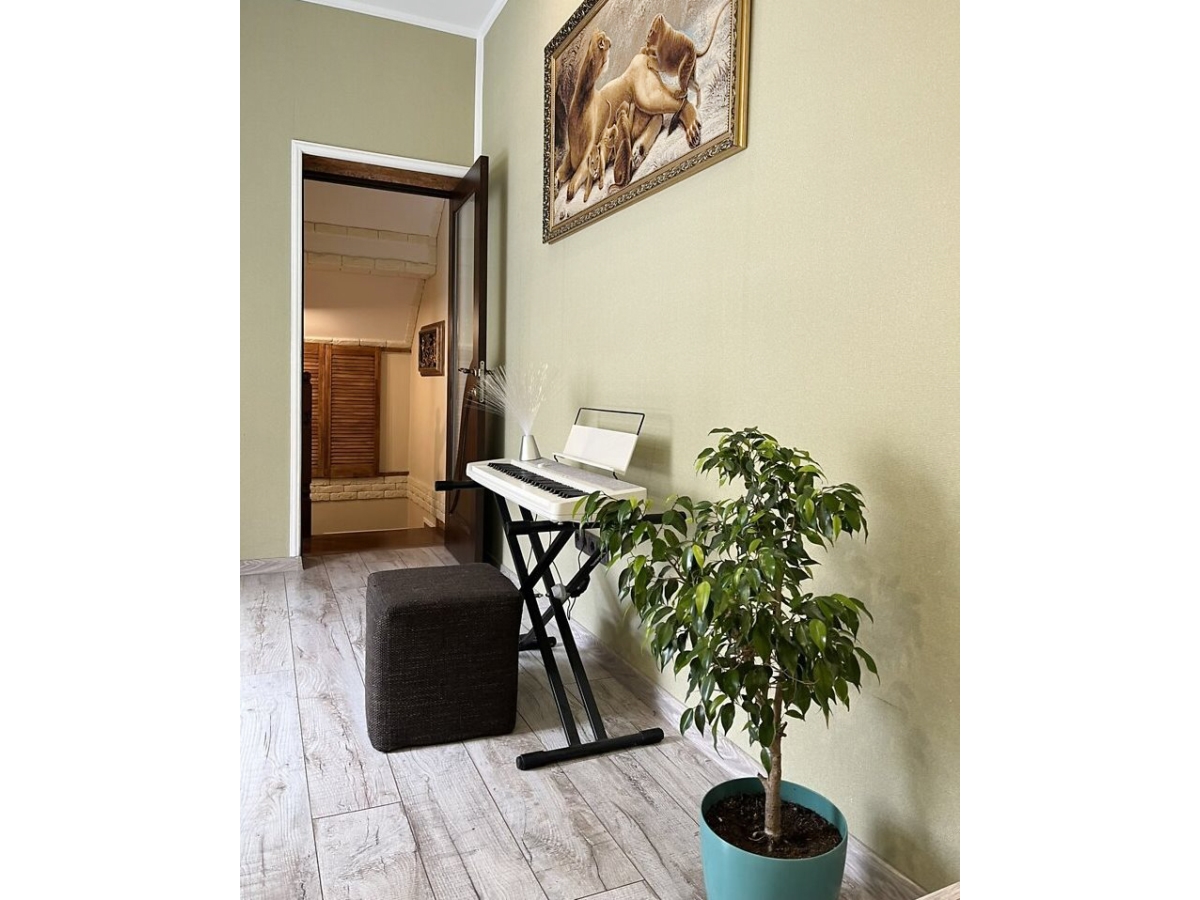 3-кім. квартира, Тернопіль, Центр, вул. Острозького