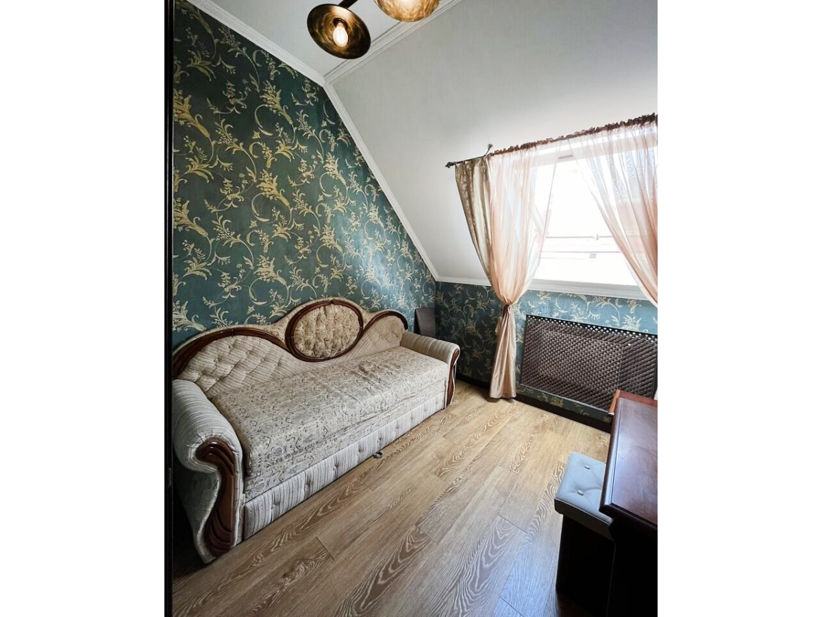 3-кім. квартира, Тернопіль, Центр, вул. Острозького