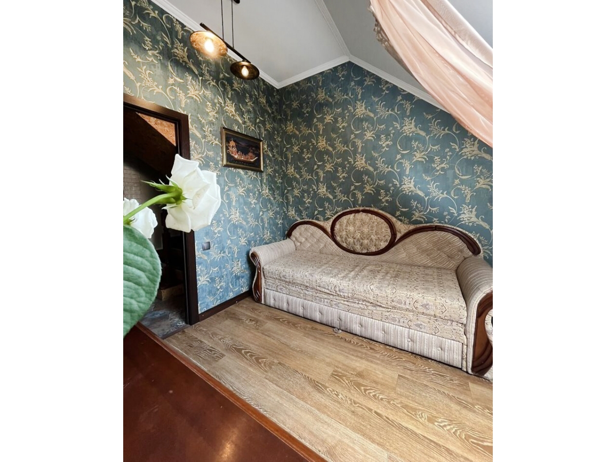 3-кім. квартира, Тернопіль, Центр, вул. Острозького