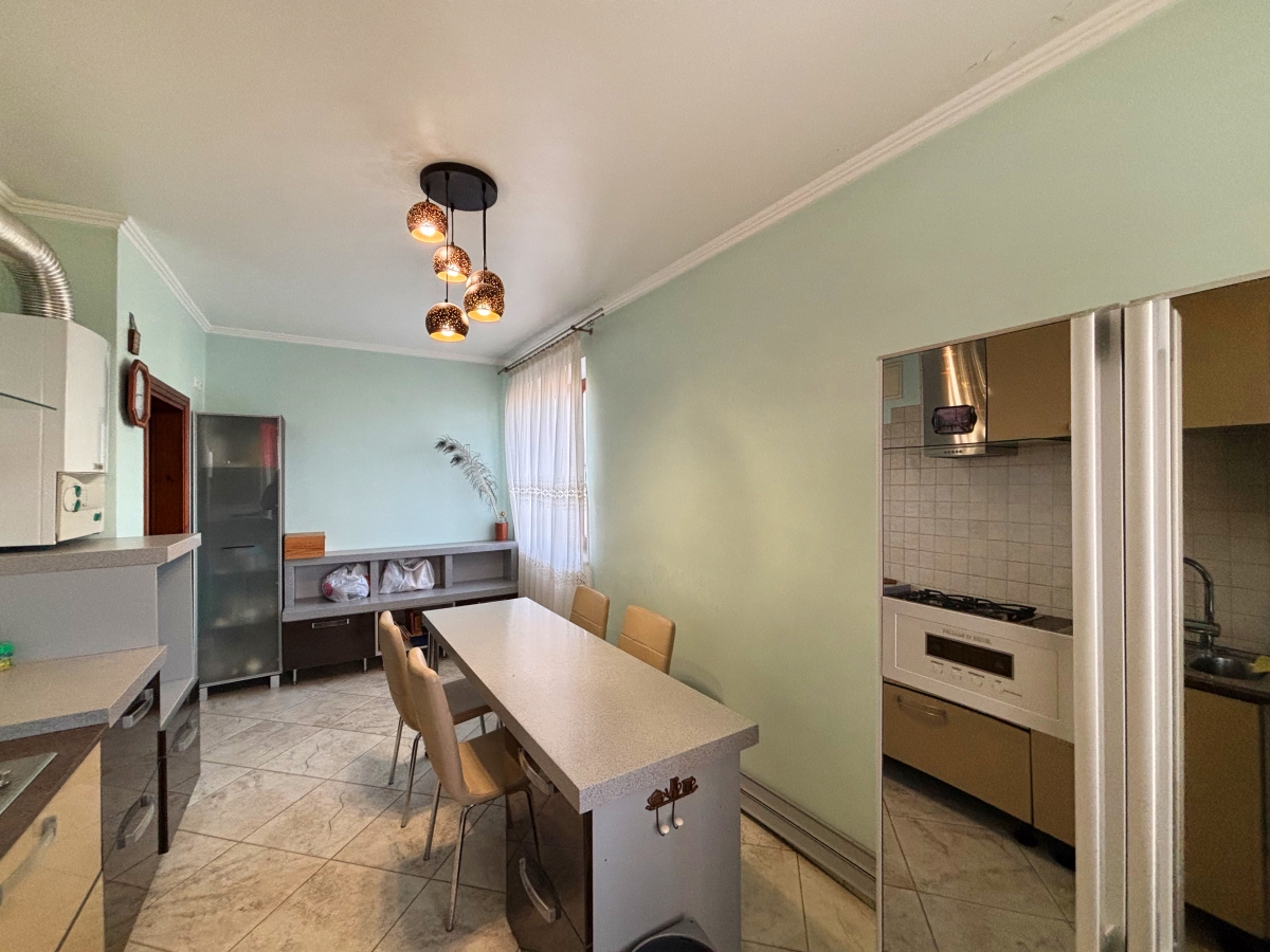 приватний будинок, Тернопіль, Кутківці, вул. Яблунева