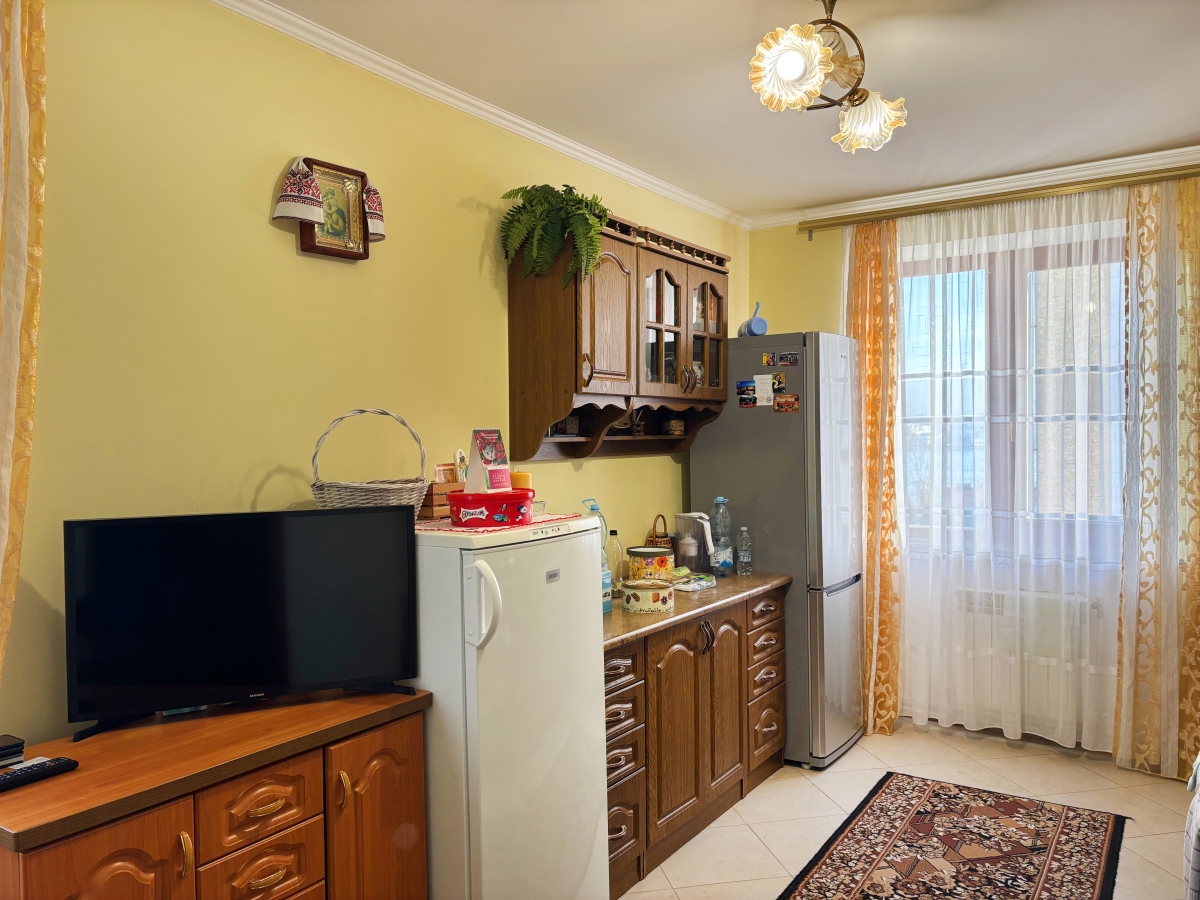 приватний будинок, Тернопіль, Кутківці, вул. Яблунева