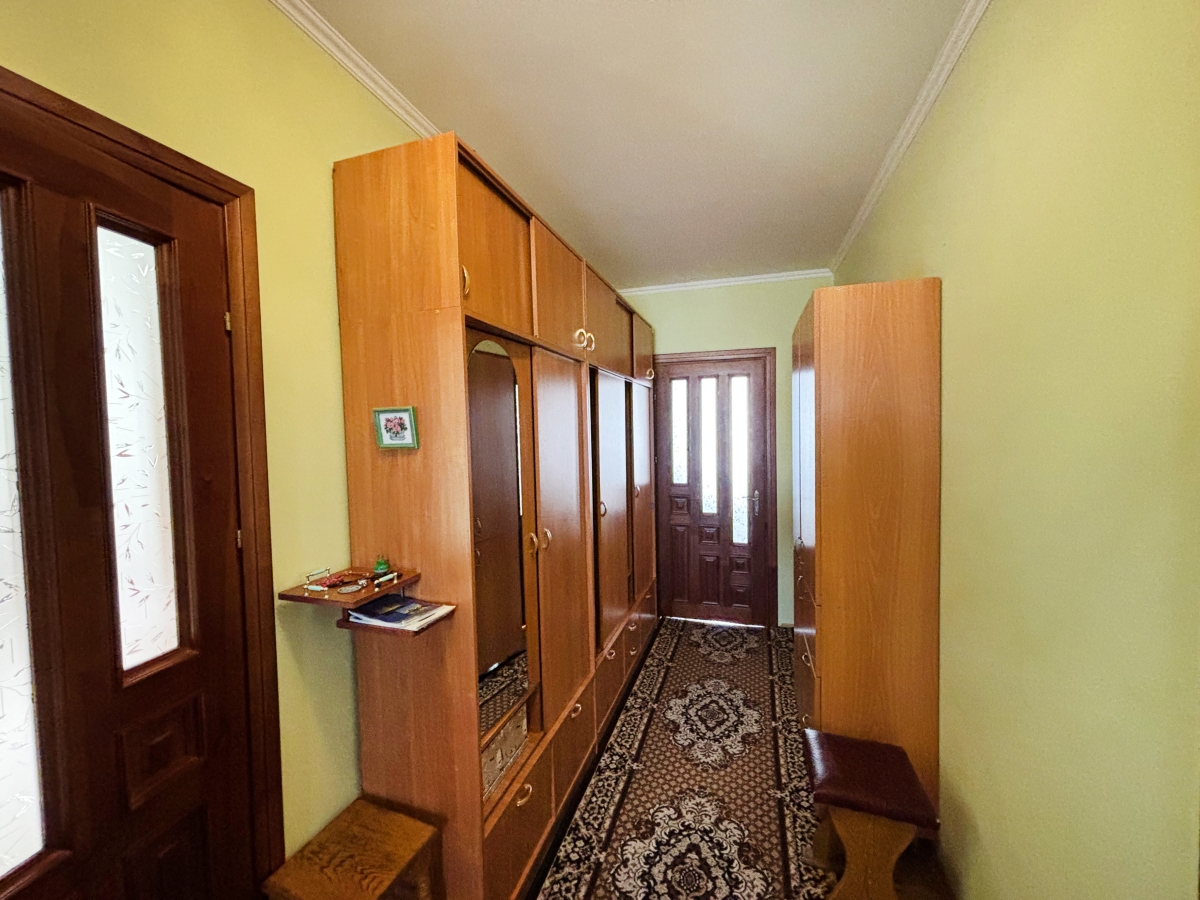 приватний будинок, Тернопіль, Кутківці, вул. Яблунева