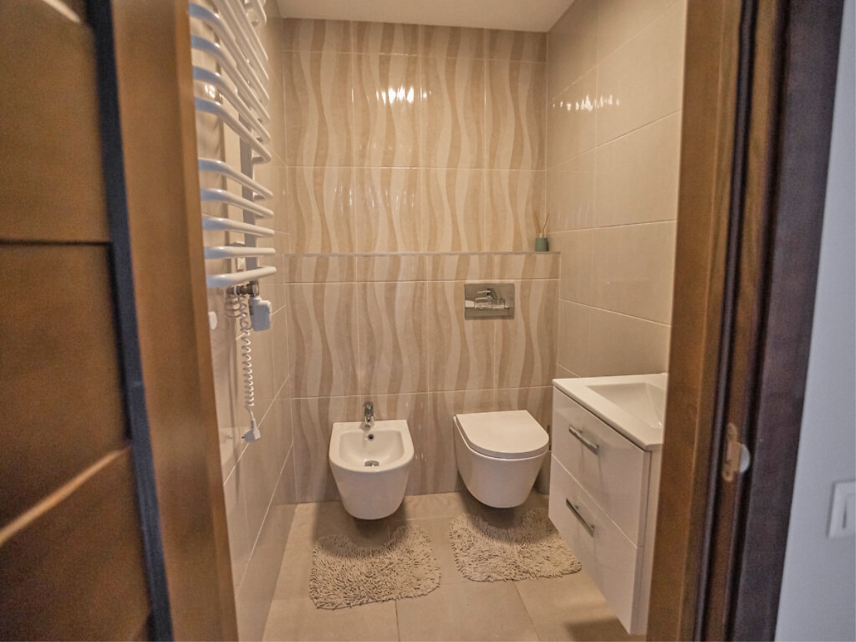 5-кім. квартира, Тернопіль, Центр, вул. Крушельницької