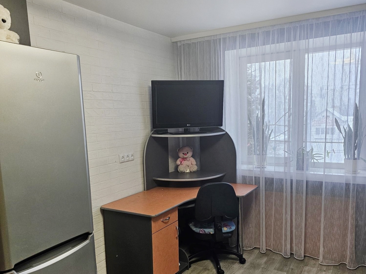 кімната в гуртожитку, Тернопіль, Східний