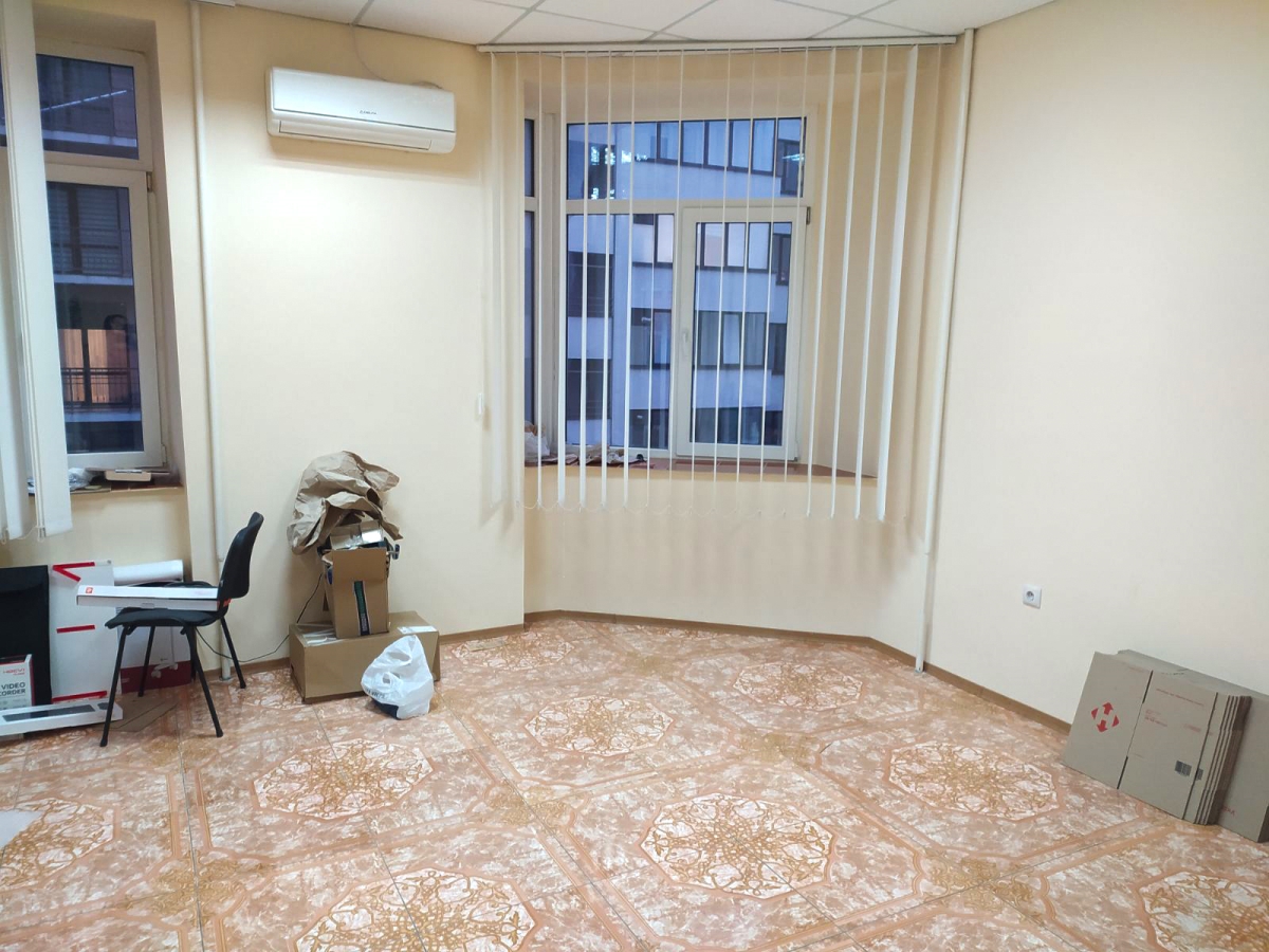 офісне приміщення, Тернопіль, Центр, вул. Микулинецька