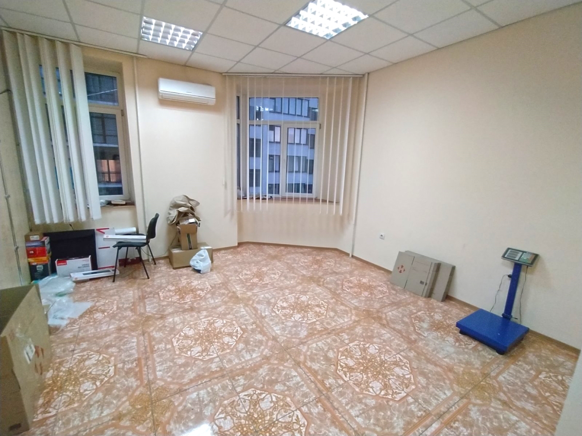 офісне приміщення, Тернопіль, Центр, вул. Микулинецька