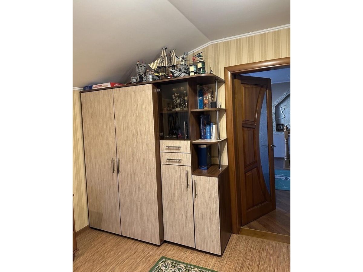 4-кім. квартира, Тернопіль, Кутківці, вул. Золотогірська