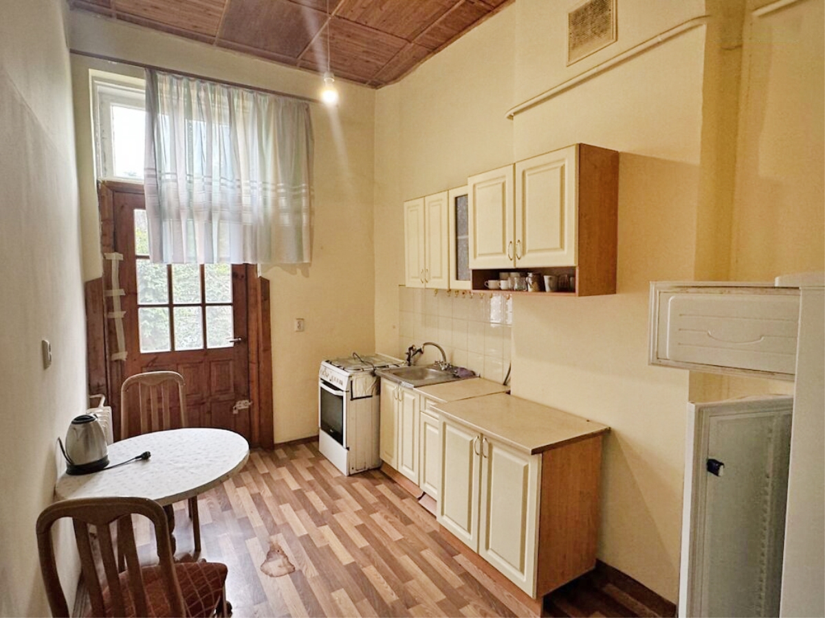 2-кім. квартира, Тернопіль, Центр, вул. Чорновола