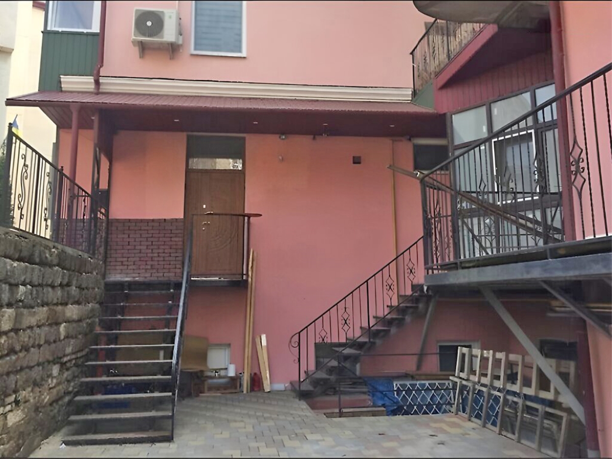 4-кім. квартира, Тернопіль, Центр, вул. Січових стрільців