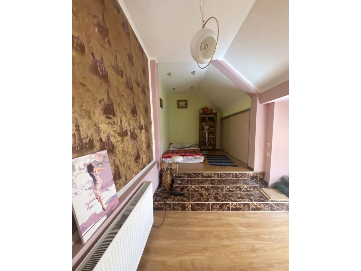 3-кім. квартира, Тернопіль, Центр, вул. Острозького