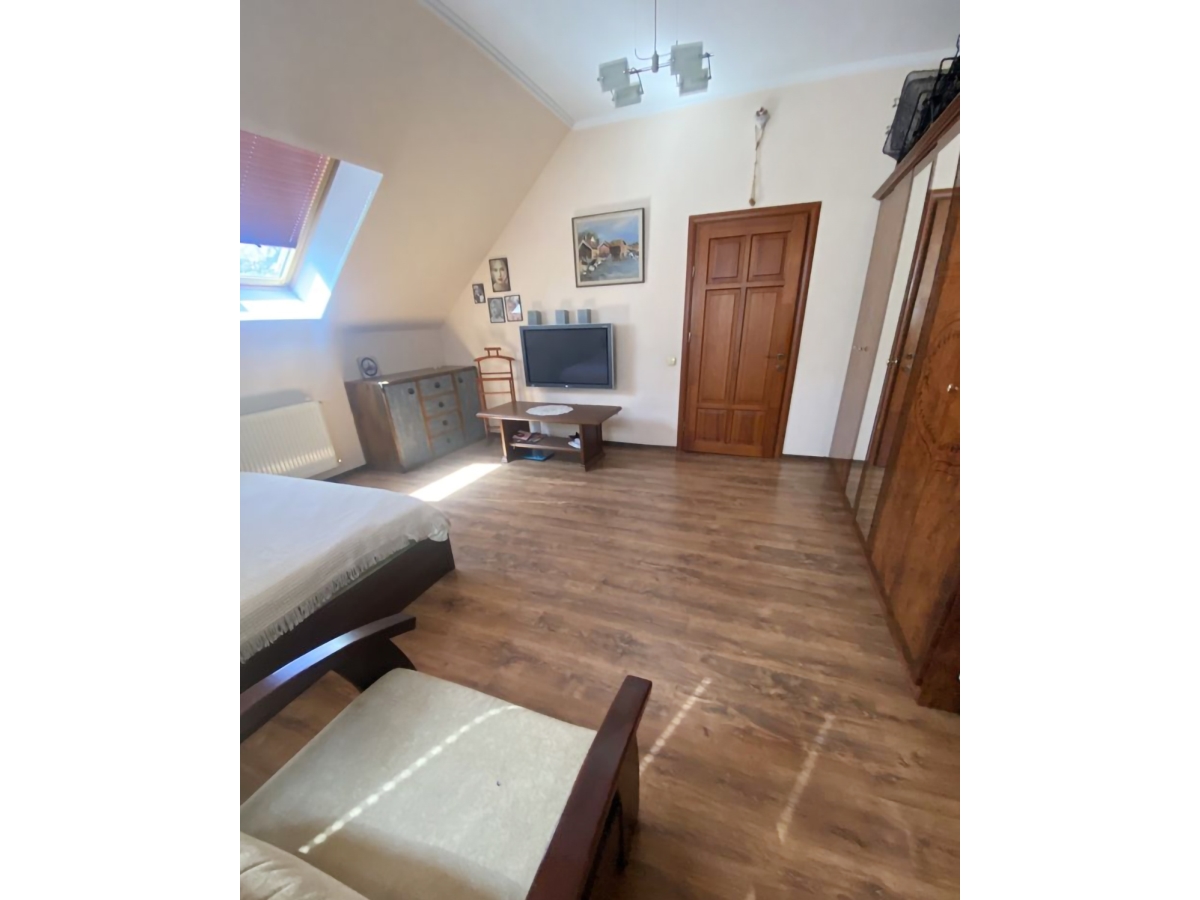 3-кім. квартира, Тернопіль, Центр, вул. Острозького