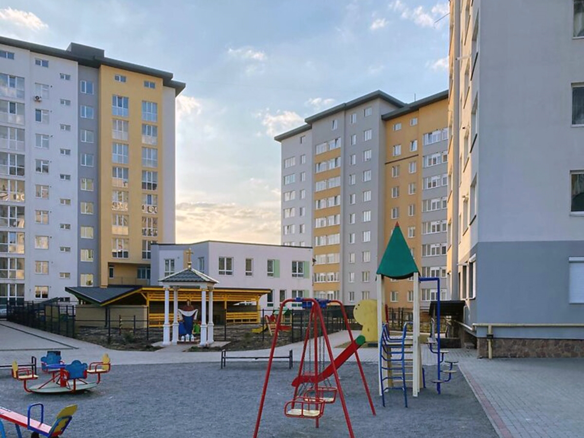 2-кім. квартира, Тернопіль, Авторинок, вул. Микулинецька