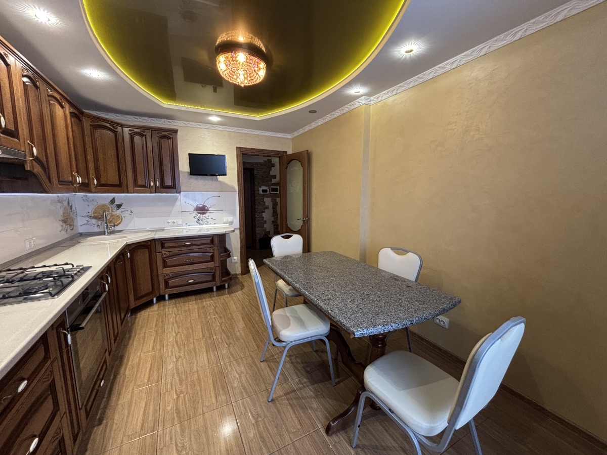 2-кім. квартира, Тернопіль, Східний, вул. Бандери