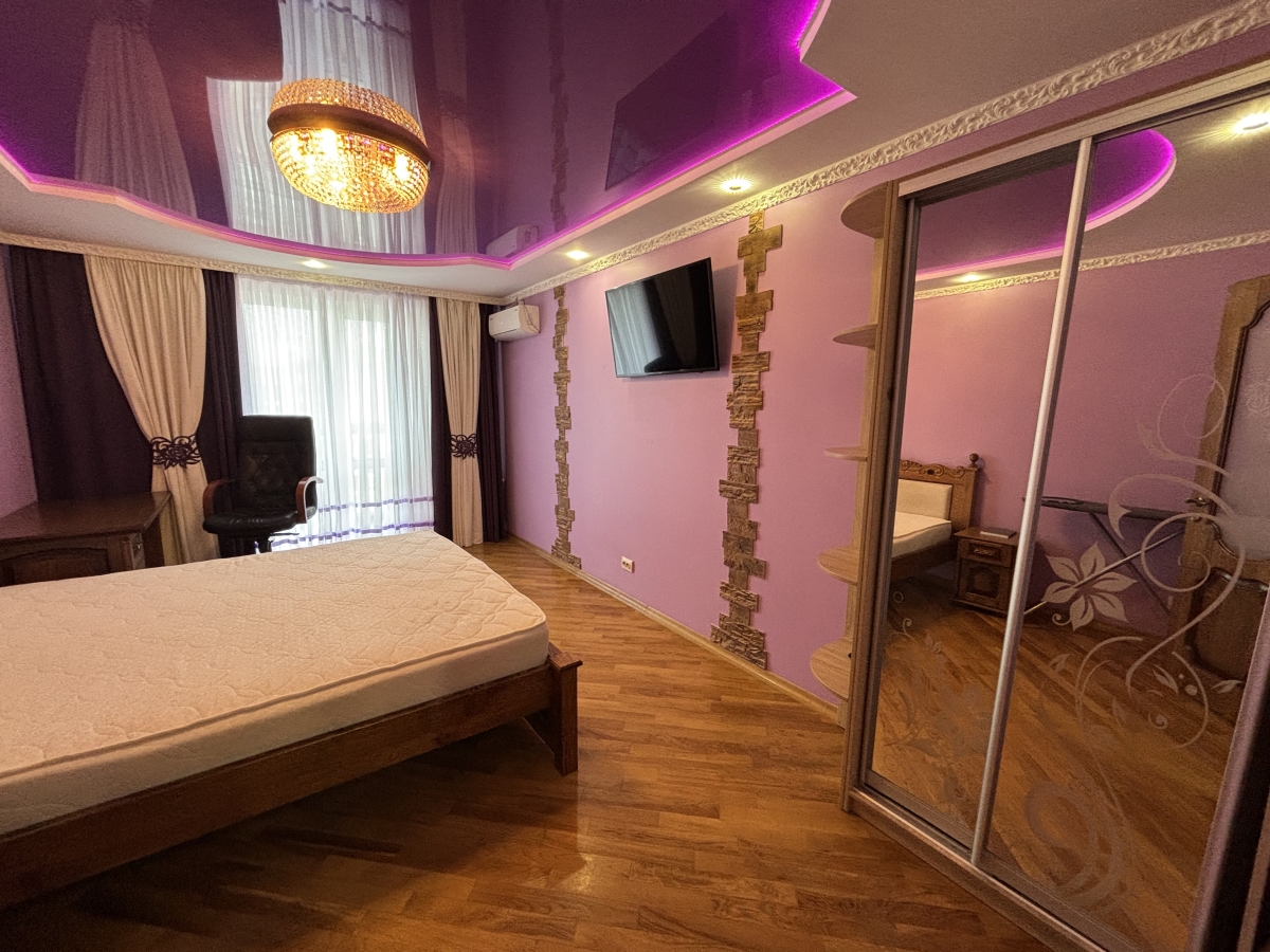 2-кім. квартира, Тернопіль, Східний, вул. Бандери