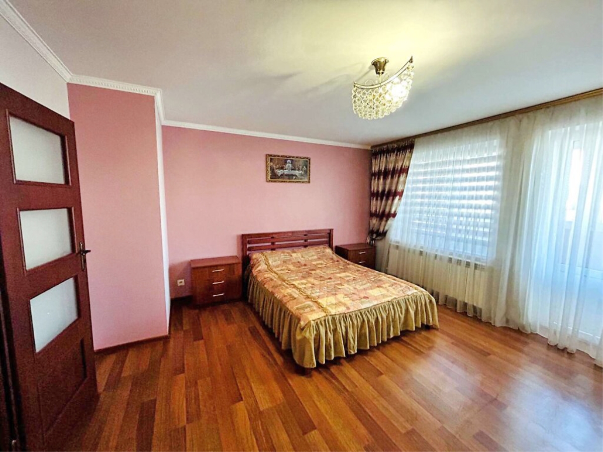 4-кім. квартира, Тернопіль, Бам, вул. 15 Квітня