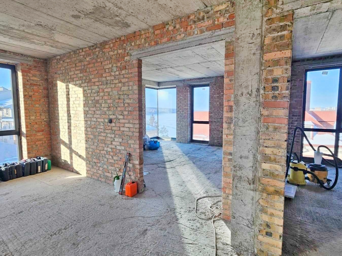 2-кім. квартира, Тернопіль, Центр, вул. Над ставом