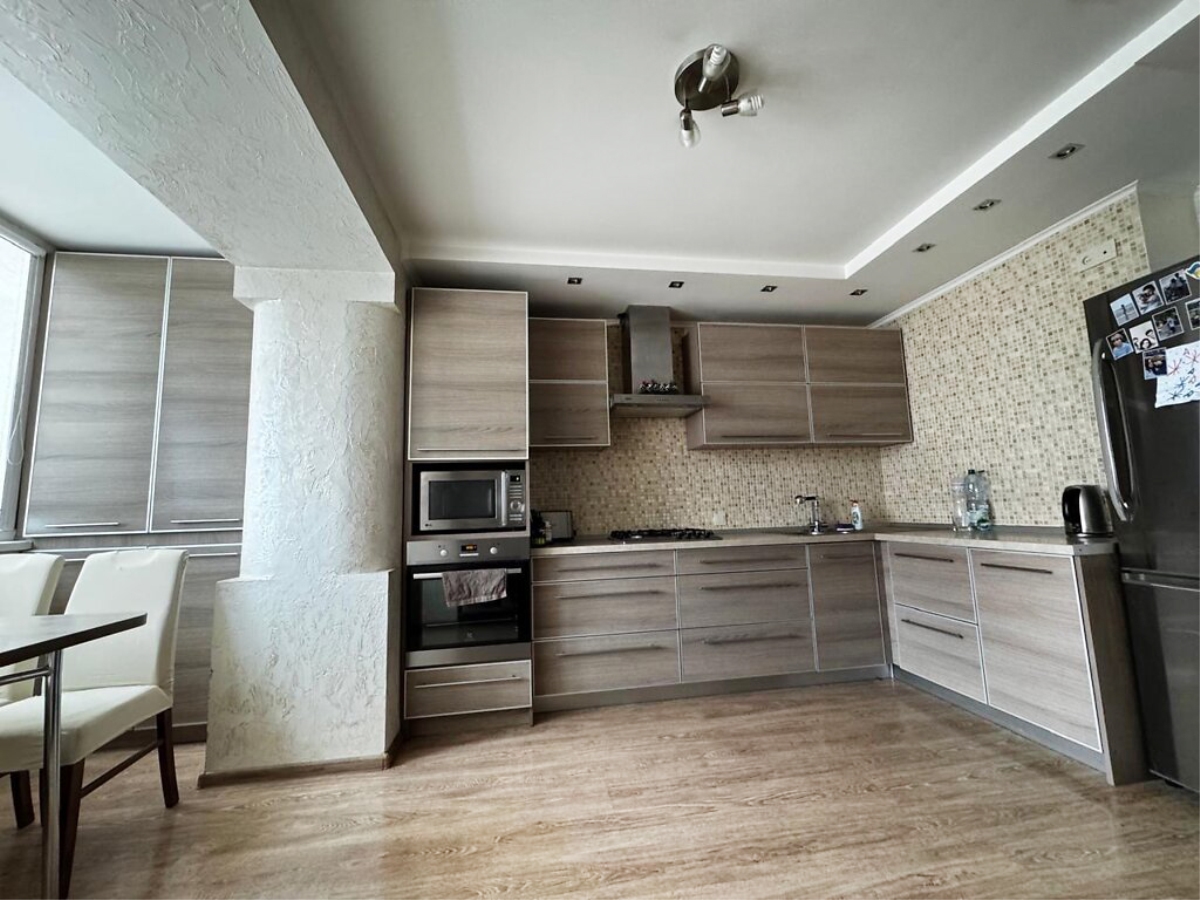 3-кім. квартира, Тернопіль, Східний, вул. Бандери