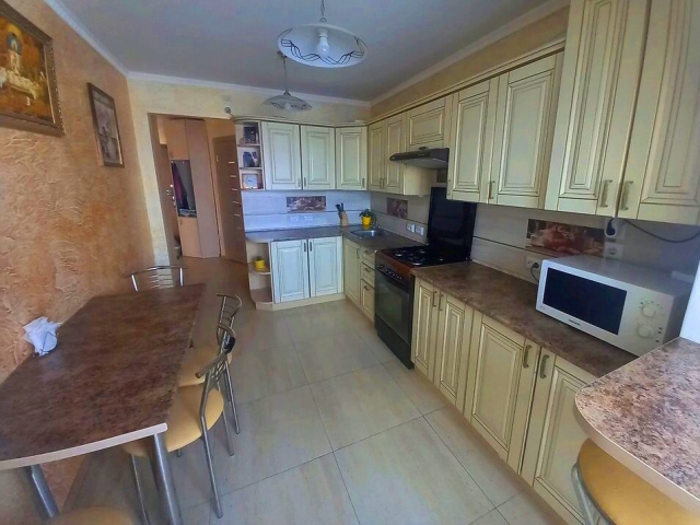 3-кім. квартира, Тернопіль, Універсам, вул. Галицька