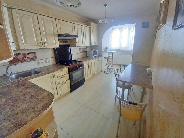 3-кім. квартира, Тернопіль, Універсам, вул. Галицька