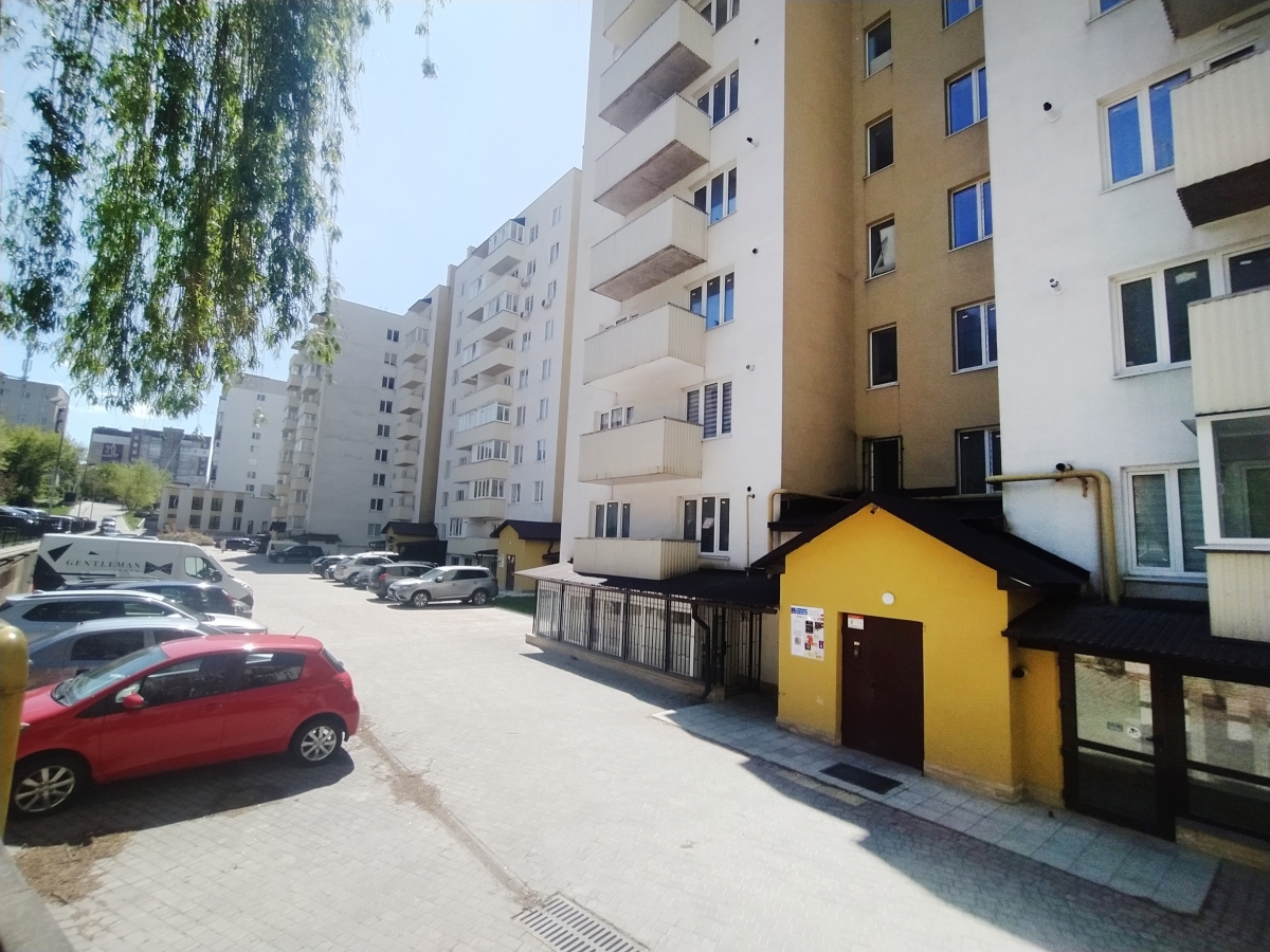 2-кім. квартира, Тернопіль, Бам, вул. Тарнавського
