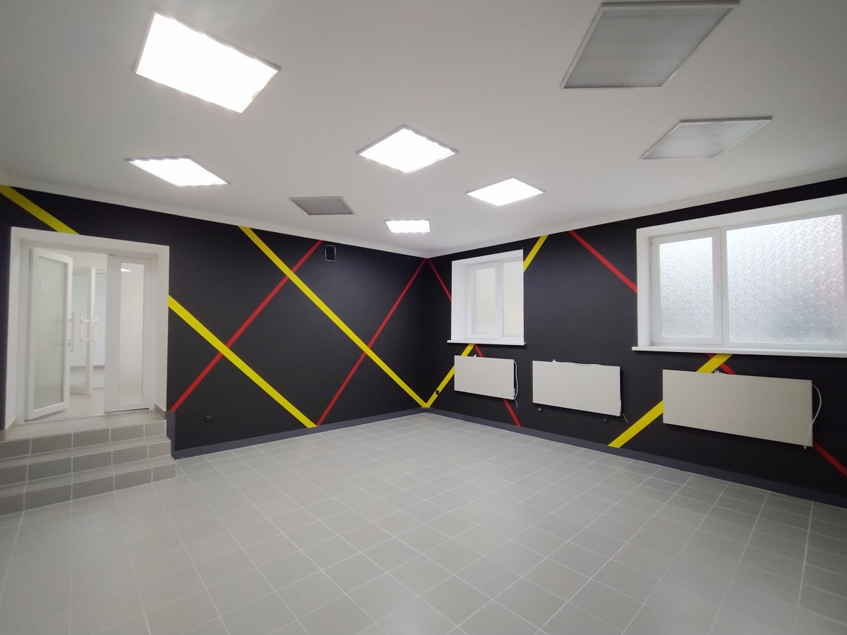 комерційне приміщення, Тернопіль, Бам, вул. Злуки